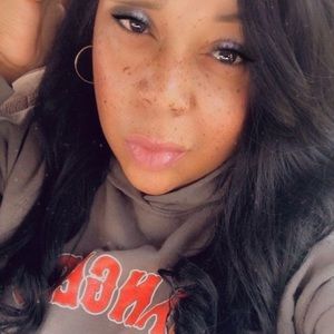 Meet your Posher, Renee